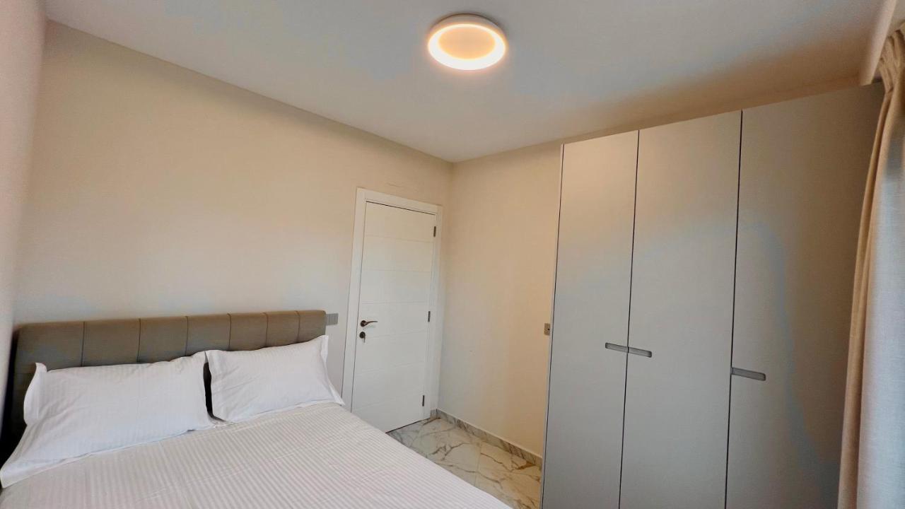 Zeus Tirana Suite Deluxe Zewnętrze zdjęcie