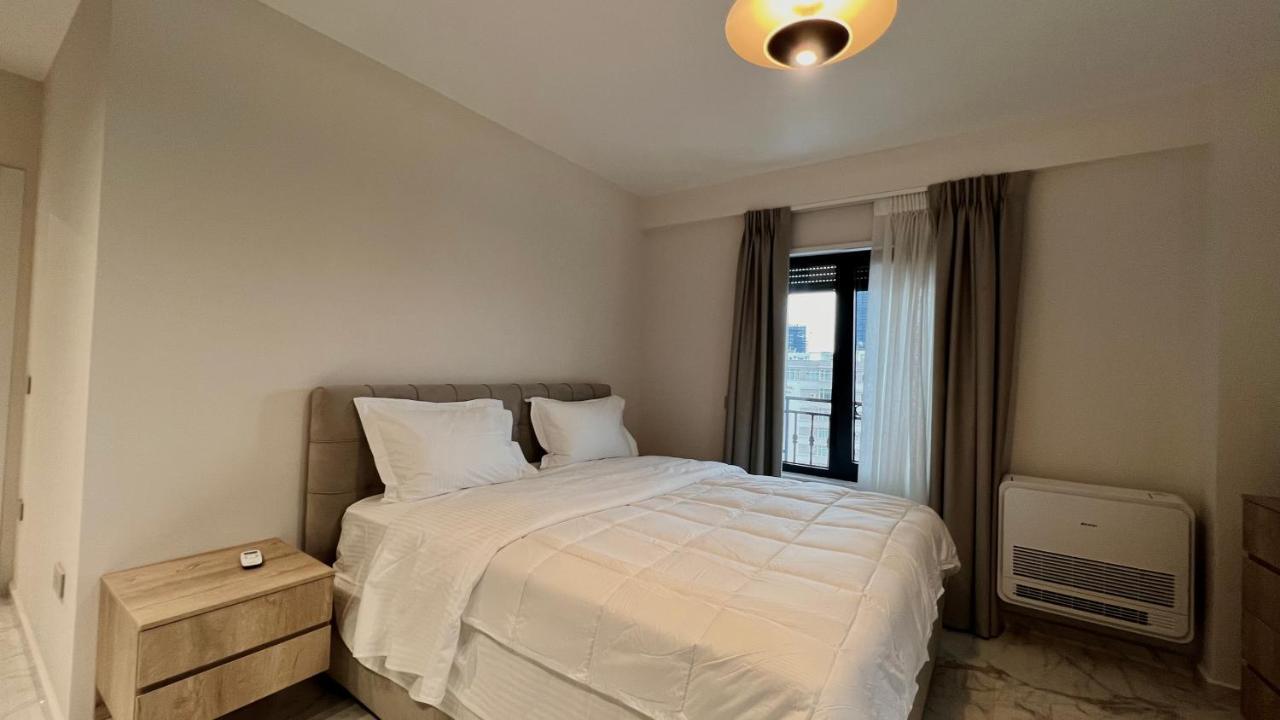 Zeus Tirana Suite Deluxe Zewnętrze zdjęcie